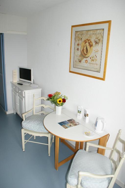 Residence Les Grands Pins Gréoux-les-Bains Стая снимка
