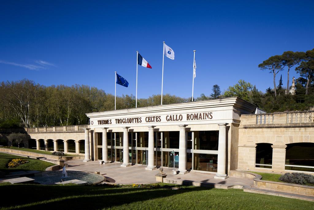 Residence Les Grands Pins Gréoux-les-Bains Екстериор снимка